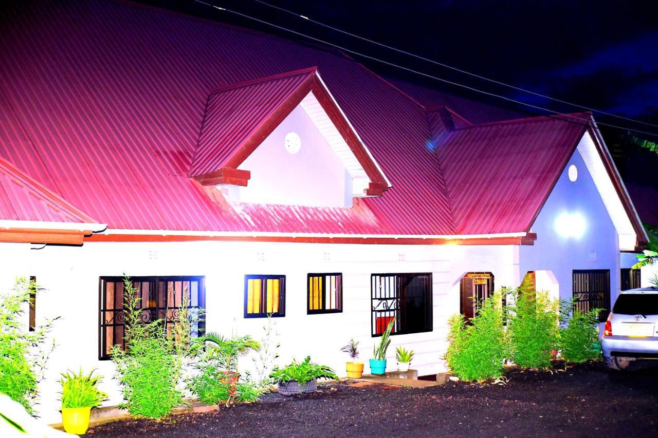 Bed and Breakfast Safari Park House à Arusha Extérieur photo