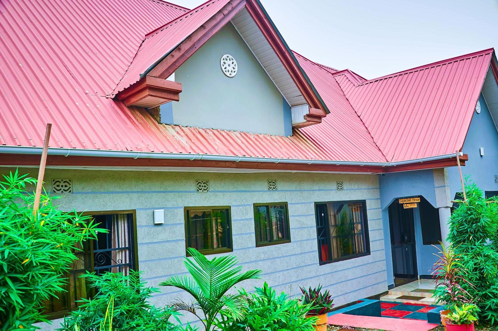 Bed and Breakfast Safari Park House à Arusha Extérieur photo