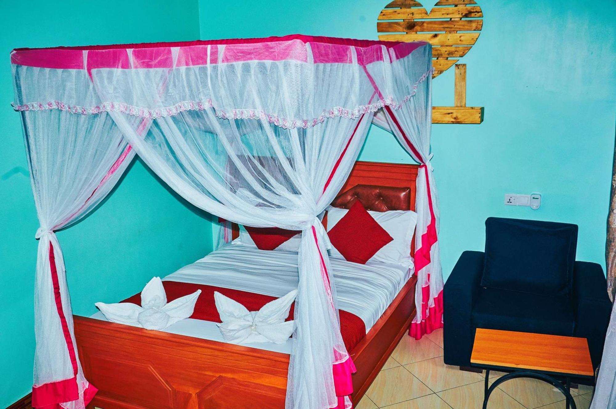 Bed and Breakfast Safari Park House à Arusha Extérieur photo